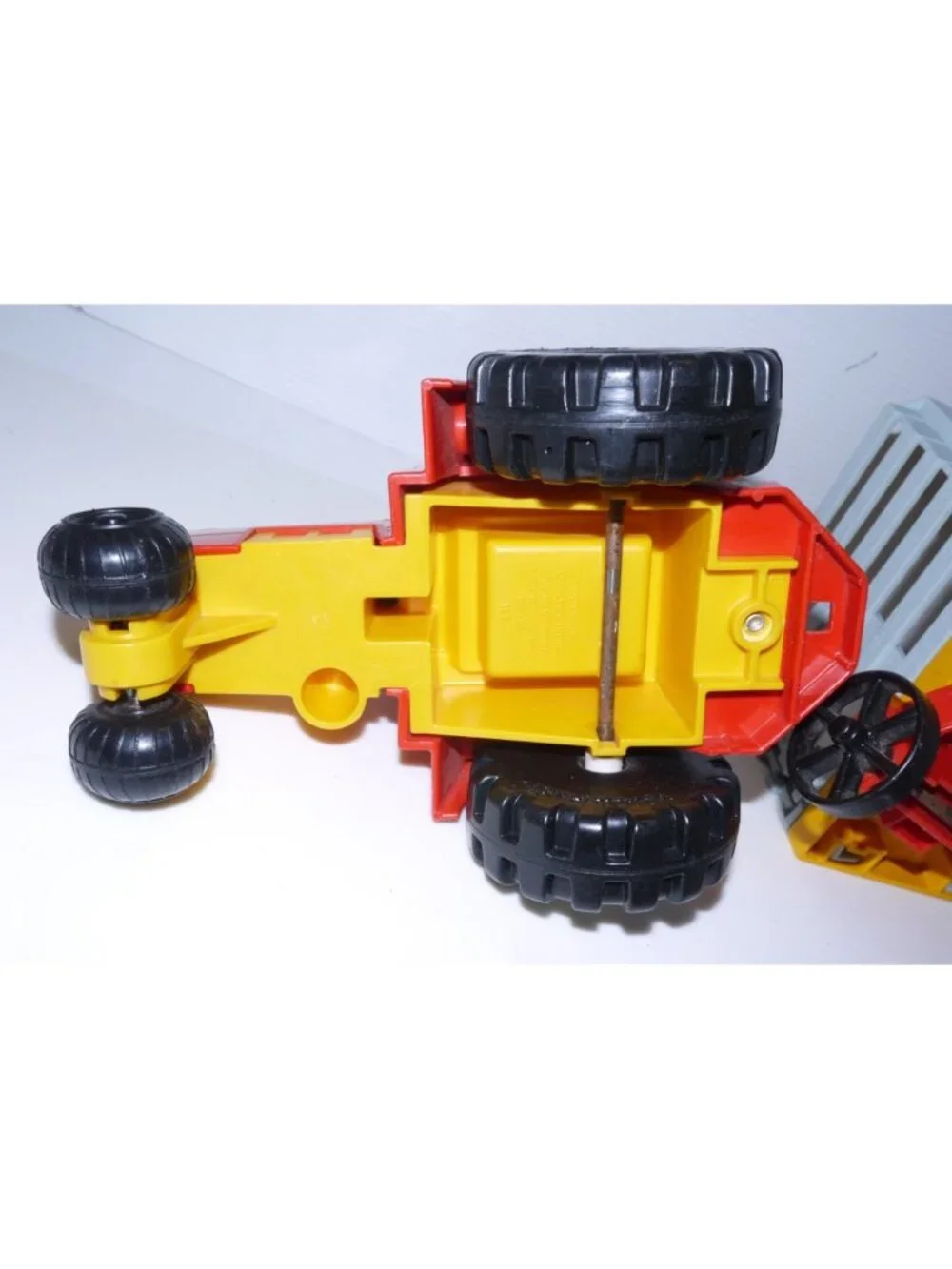 Vintage Fisher Price tractor & cart, wagon with farmer figure 1980 Quaker Oats